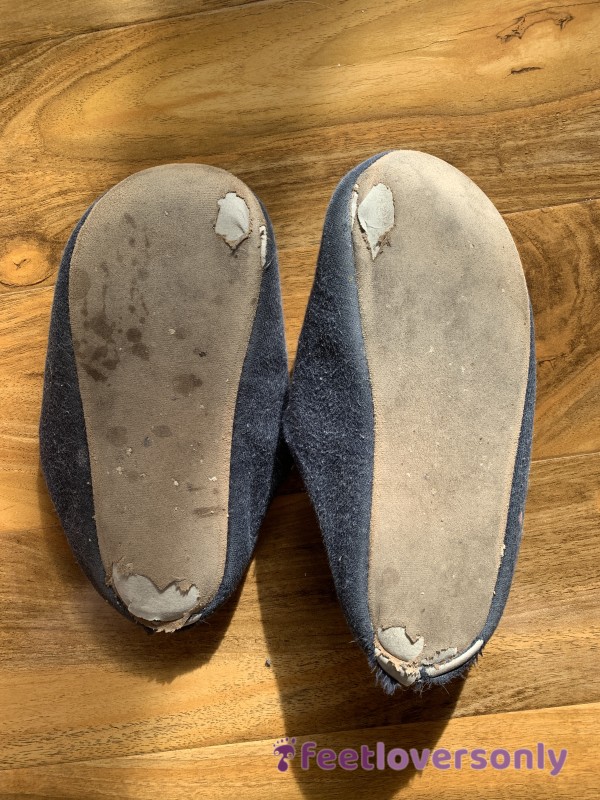 1+ Year Size 6 House Slippers VERY Well Worn! Dirty, Sweaty, Scuffed And Falling Apart! Worn With Bare Feet.
