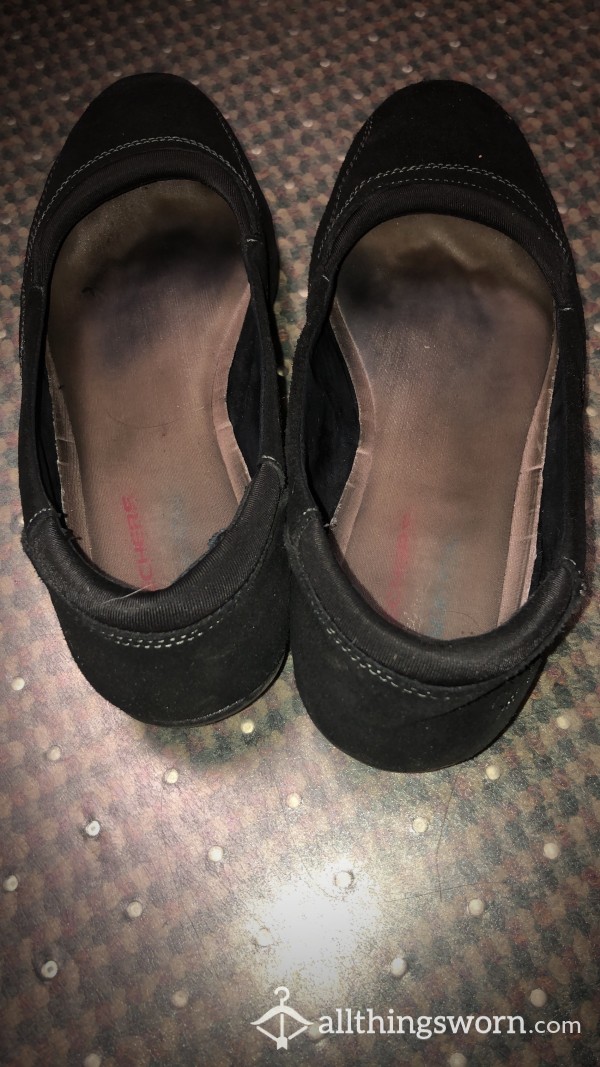SOLD 10 Out Of 10 Sketchers Flats Size 11
