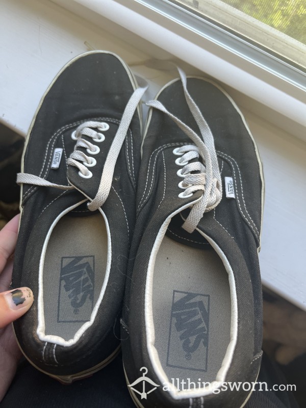 10 Year Old Vans!!! Absolutely Gross!