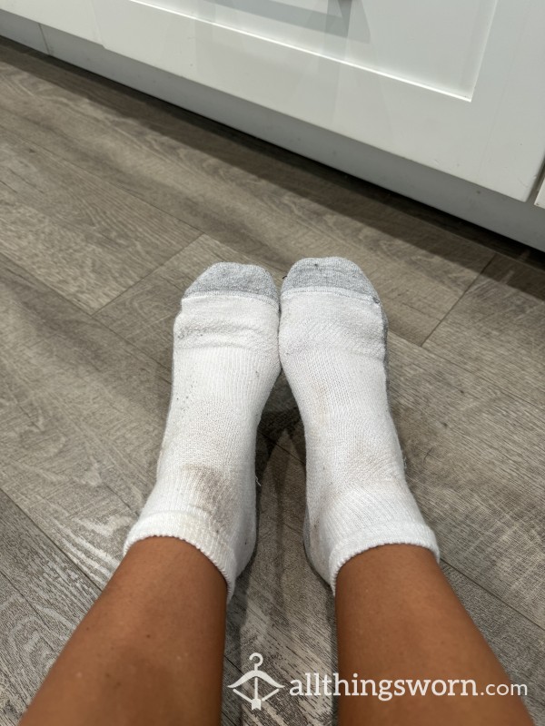 5 Day Wear White Socks With Grey Toes