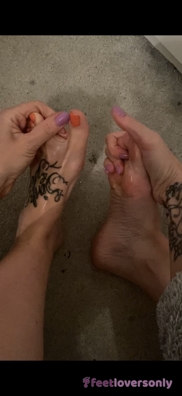 52 Second Tease Video Of My Oiled Long Toes With Music
