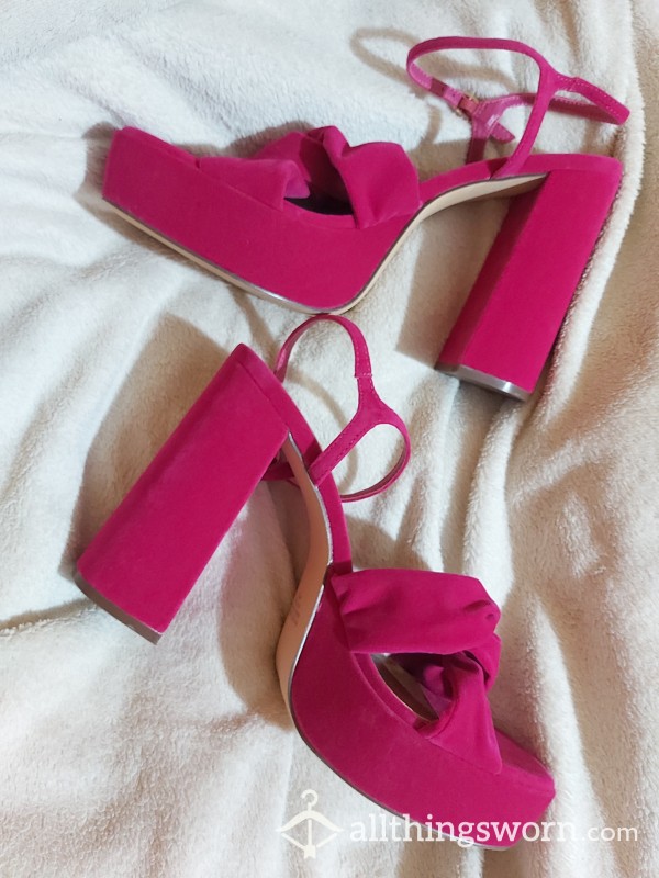 ***SOLD*** Barbie Velvet Dressing Up Shoes!! ♡