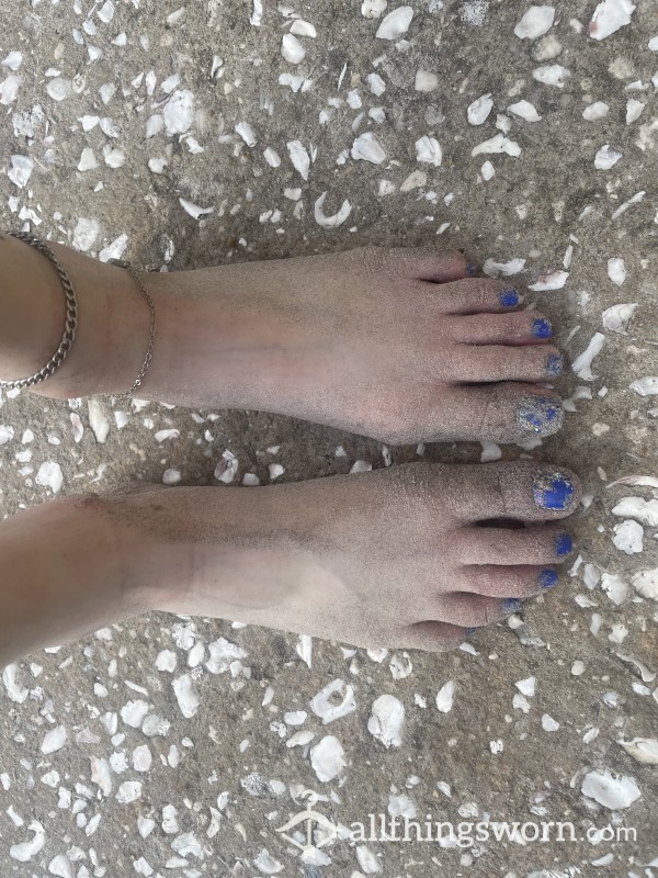 Beach Toes