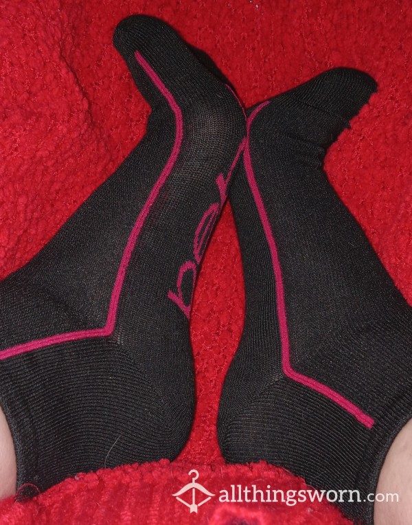 Bebe Crew/ankle Socks: Black With A Colorful Stripe;  Or Gray.  Variety Of Stripe Colors!  Size 4-10 (ladies.)