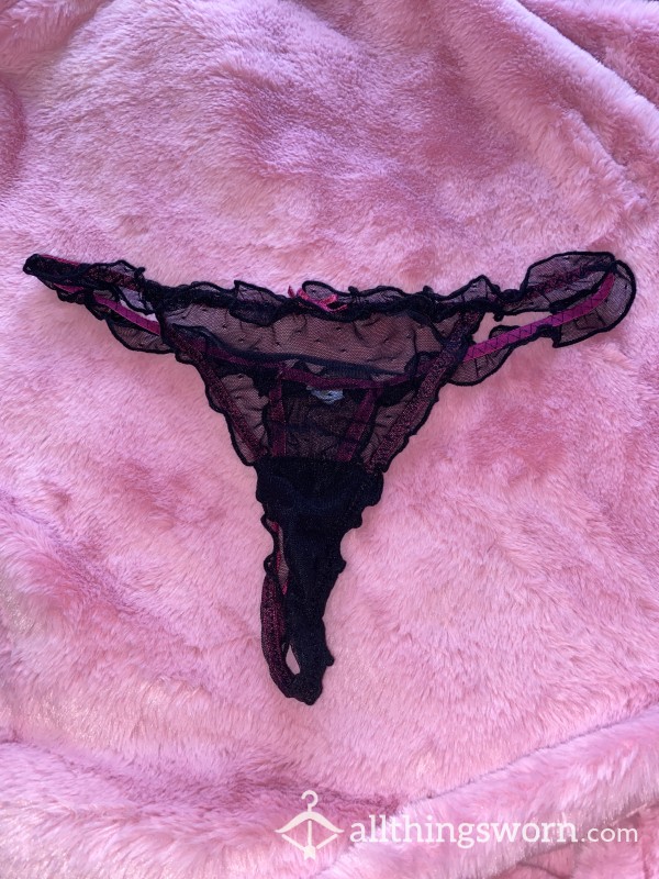 Black And Pink Lace Thong 👄👙🌷