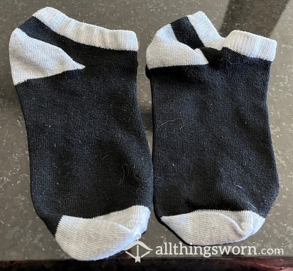 Black And White Ankle Socks - Well Worn - Small - Sz 6.5