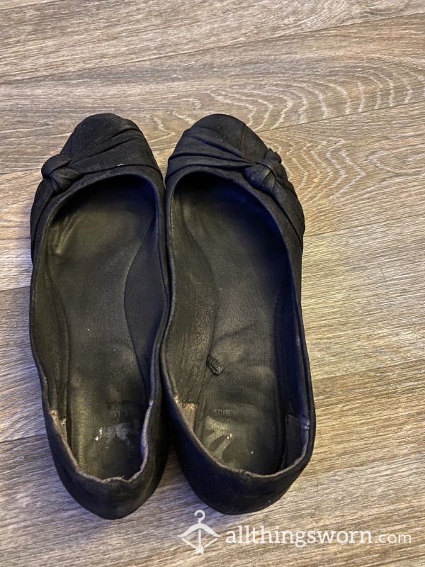 Black Ballet Flats