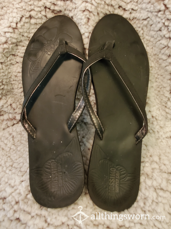 Black Mossimo Flip-Flops - Size 8 - Very Well Worn & Dirty