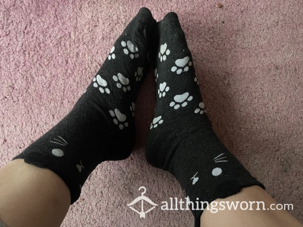 Day 9 Wearing Today! Black Paw Print Cotton Crew Socks- Worn As Long As You Like 👣
