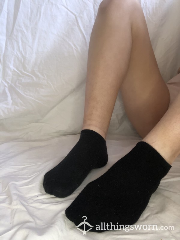 Smelly 2 Day Worn Black Trainer Socks 😍