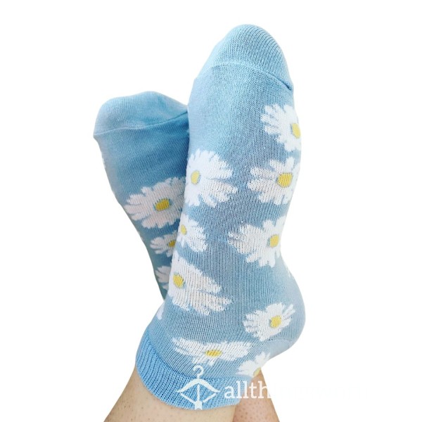 Blue Daisy Socks