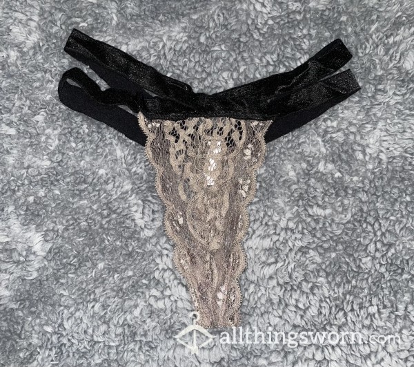 Brown And Black Lace Thong🖤🤎