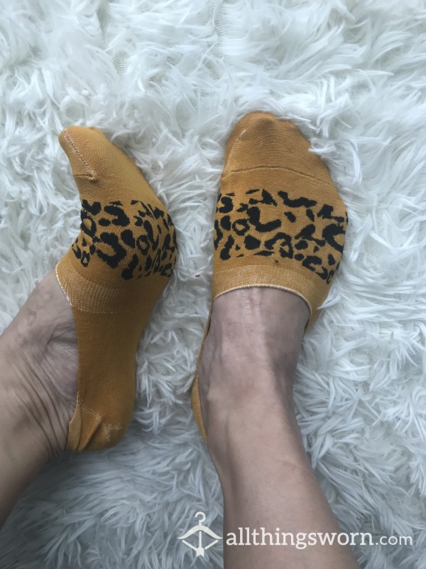 Brown Cheetah Print No-show Socks