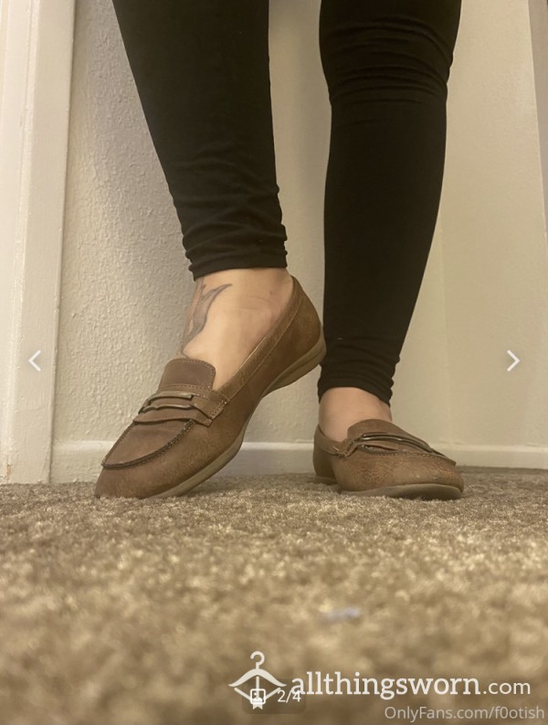 Brown Leather Flat Shoes