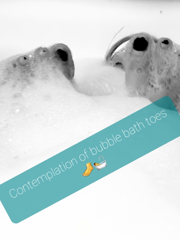 *$5 Sale!!* Bubble Bathtime Toes Contemplation (10 Pics Total)