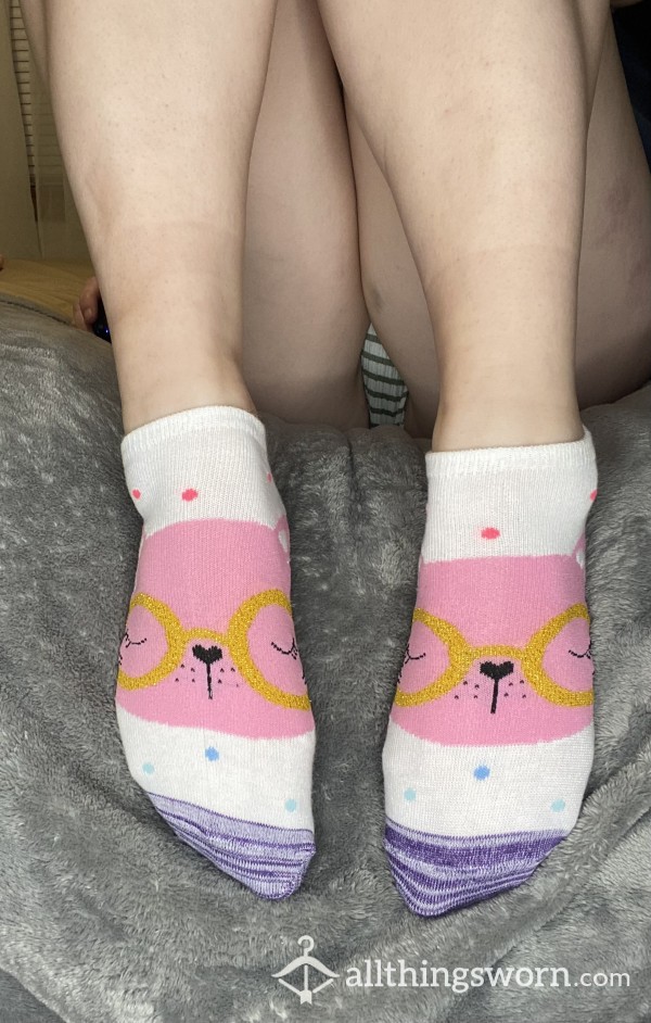 🐈‍⬛Case Of The Mondays Sparkly Cat Socks