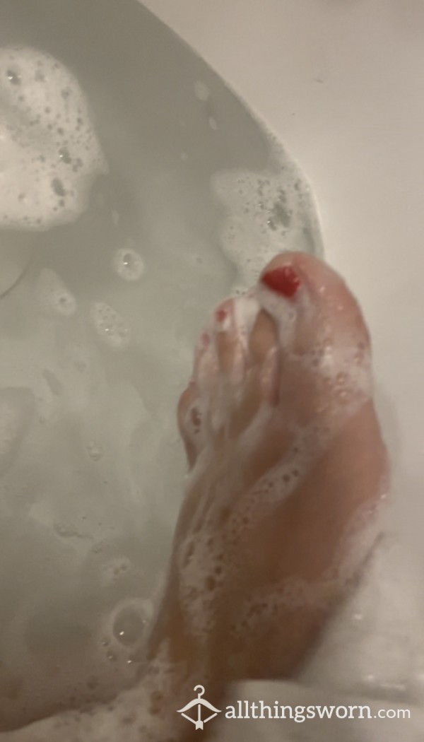Come Watch Me Wash My Feet 👣 🧼