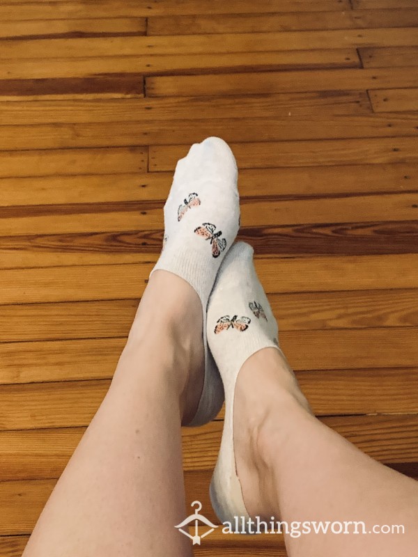 Cream And Butterfly No-Show Socks (Cotton)