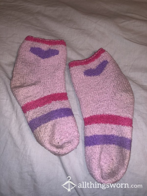 Cute And Old Pink Heart Fuzzy Socks💕
