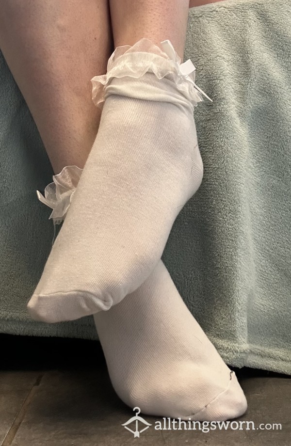 💐💐 Cute Girly Frilly Ankle Socks With Bow  💐💐