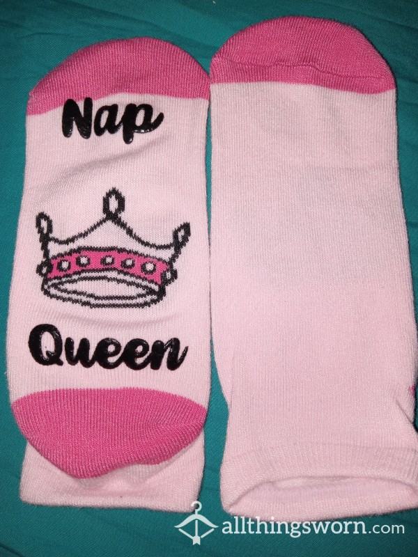 Cute Pink Nap Queen Ankle Socks