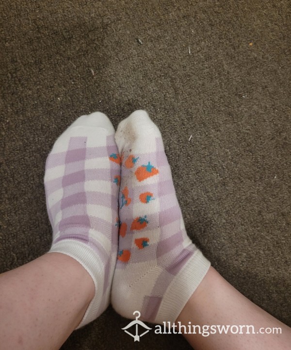 Cute Purple And White Socks With Strawberries 🍓 💜
