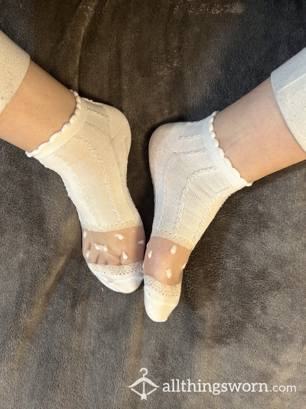Cute White Socks With Mesh Detail 🤍