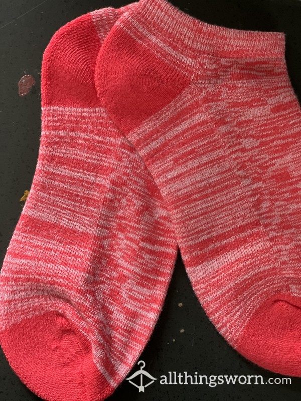 Dark Pink Ankle Socks