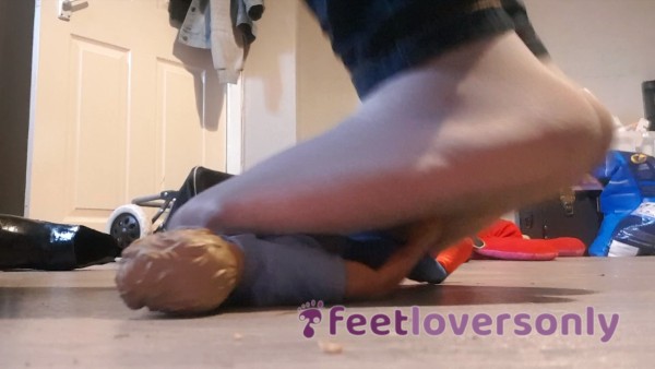 Destroying Tiny Foot Slave And His Friend For Being Disloyal Clip