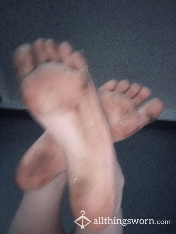Dirty Feet Content