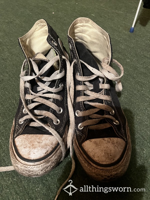 Dirty Smelly Converse All For You