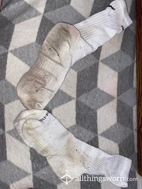 Dirty Socks Worn 2 Weeks 💜