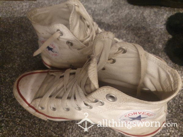 Dirty Used Converse