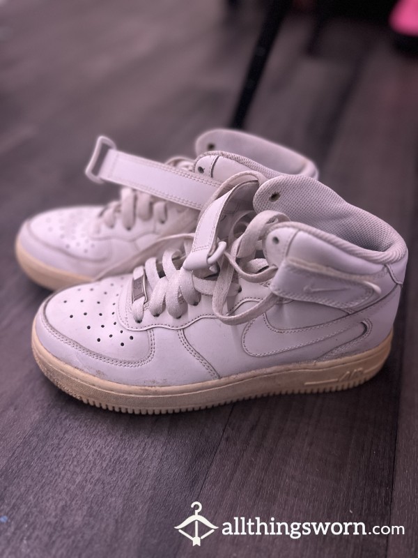 Dirty White Airforces