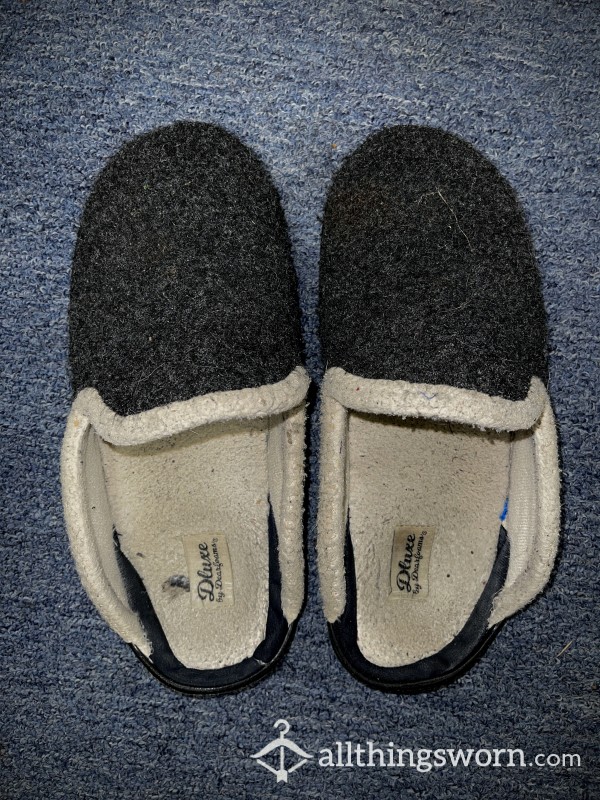 Disgusting Slippers [Obsessively Over-Worn]