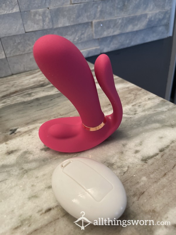 Double Hole Vibrating Dildo With Remote Used By Me!