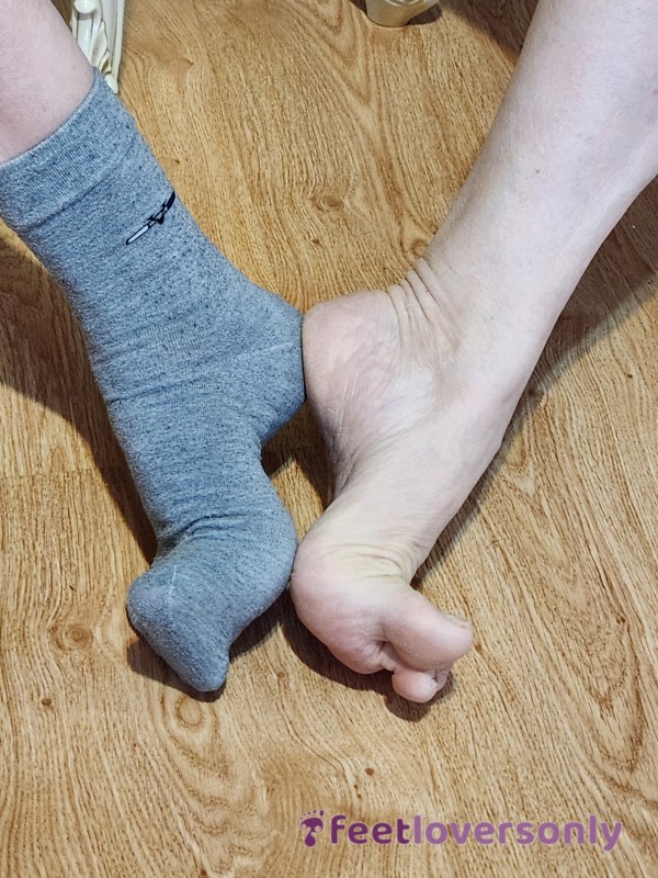 Elf Feet In Socks