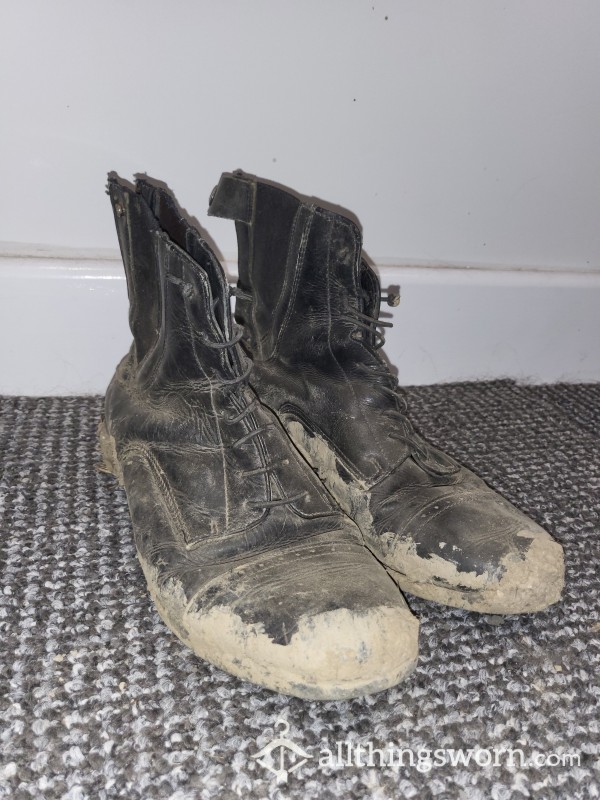 EXTREMELY MUDDY JODPHOUR Ankle Riding Boots