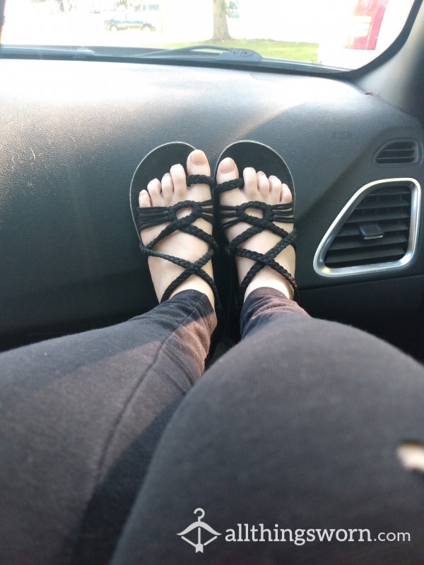 🦶 Feet Pics Babes! 🦶