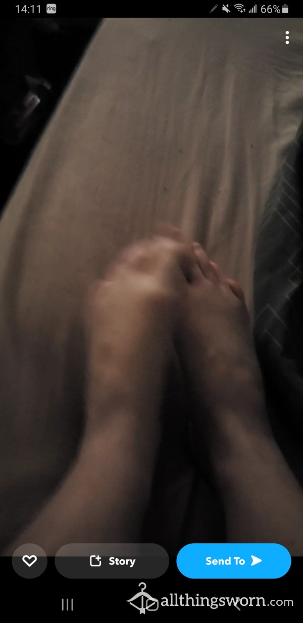 Feet Rubbing