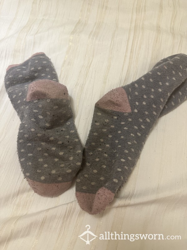 Fluffy Bed Socks 🧦