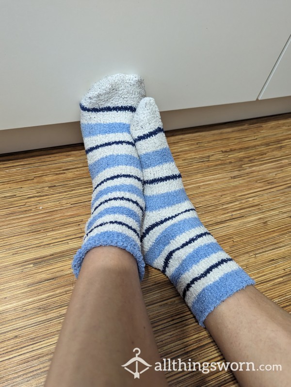 Fluffy Socks 🥵