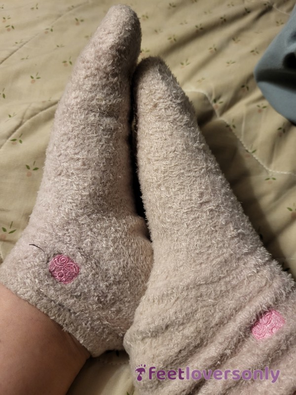 Fuzzy Hello Kitty Socks