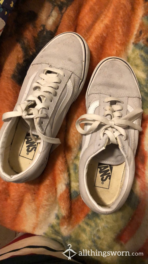 GRAY CLOTH VANS SZ 8 US US SHIPPING INCLUDED