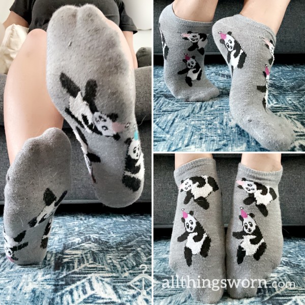 Gray Party Panda Ankle Socks 🐼