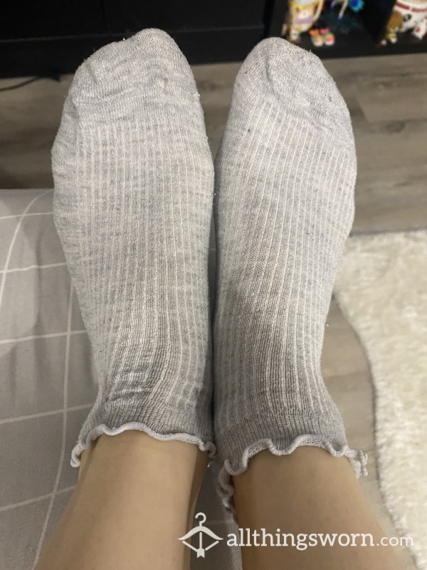 Grey Socks With Cute Trimming