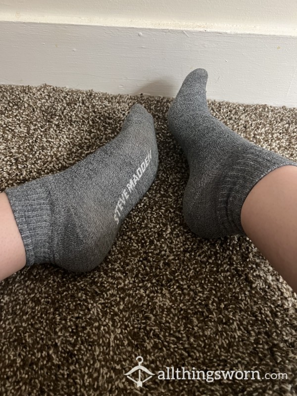 Grey Steve Madden Socks - 24 Hour Wear (Including 10 Hour Nurse Shift & Gym)