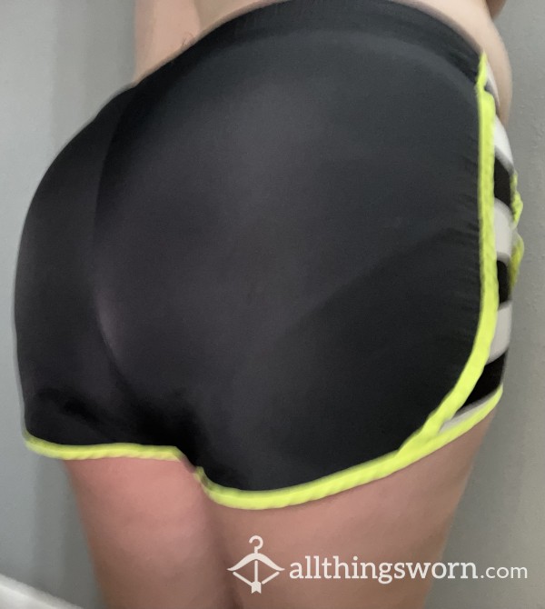 Gym Shorts With Panty Liner