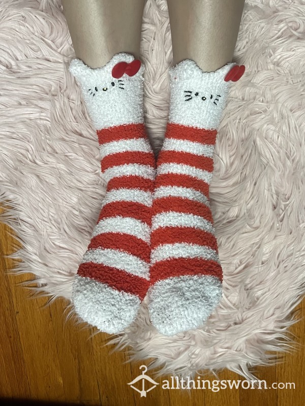 Hello Kitty Red/white Striped Cozy Fuzzy Socks