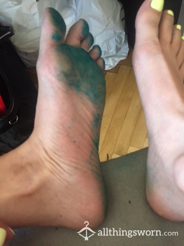 Help Me Clean This Dirty Feet